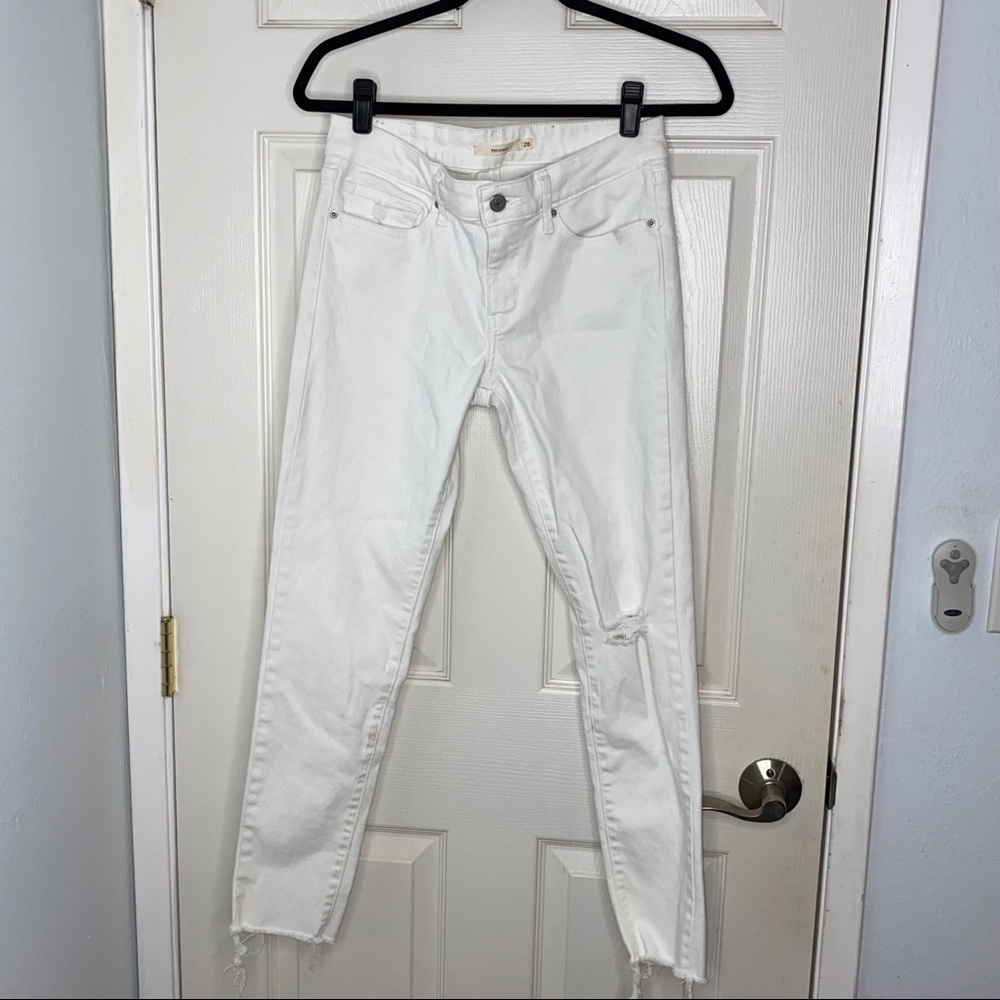 Women’s Levi Jeans